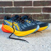 asics nova blast 3